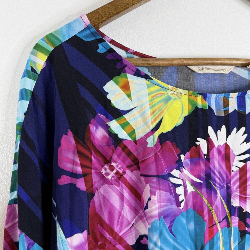 Soft Surroundings Top L Floral Tropical 3/4 Sleeve Tunic Blouse Womens